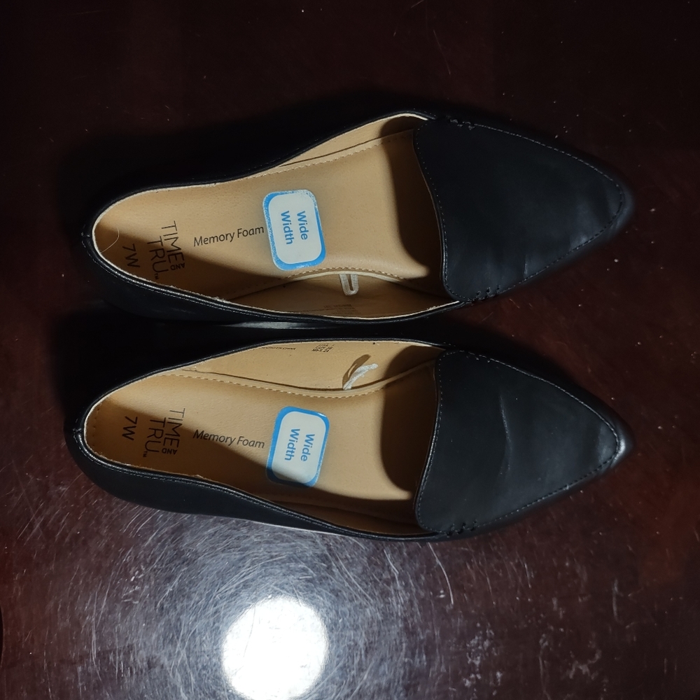 Black flats